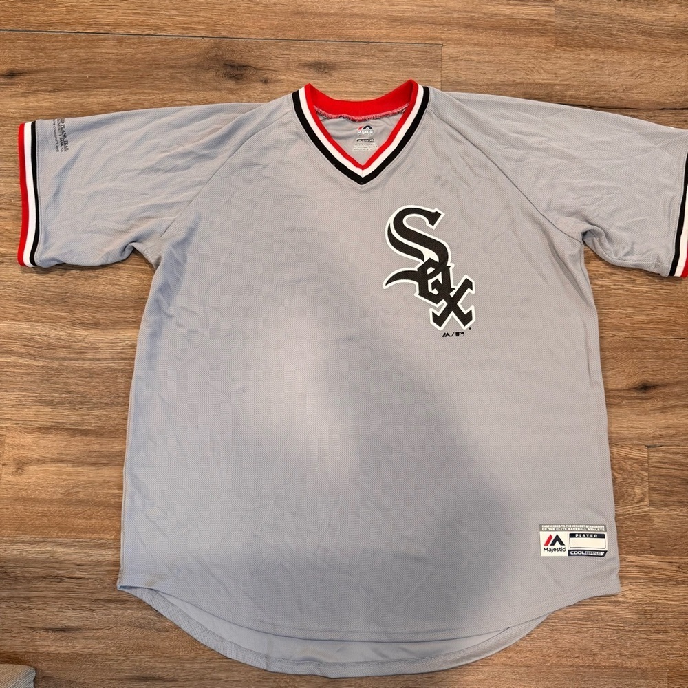 VINTAGE RARE MAJESTIC CHICAGO WHITE SOX JERSEY IN SIZE 2XL
